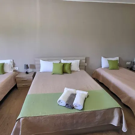 Dimitri Apartment *