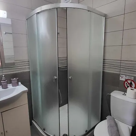 Dimitri يميناريا