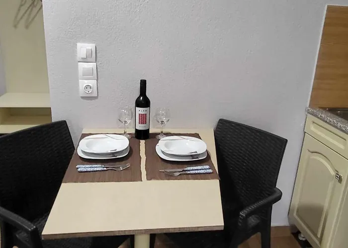 Dimitri Apartman *